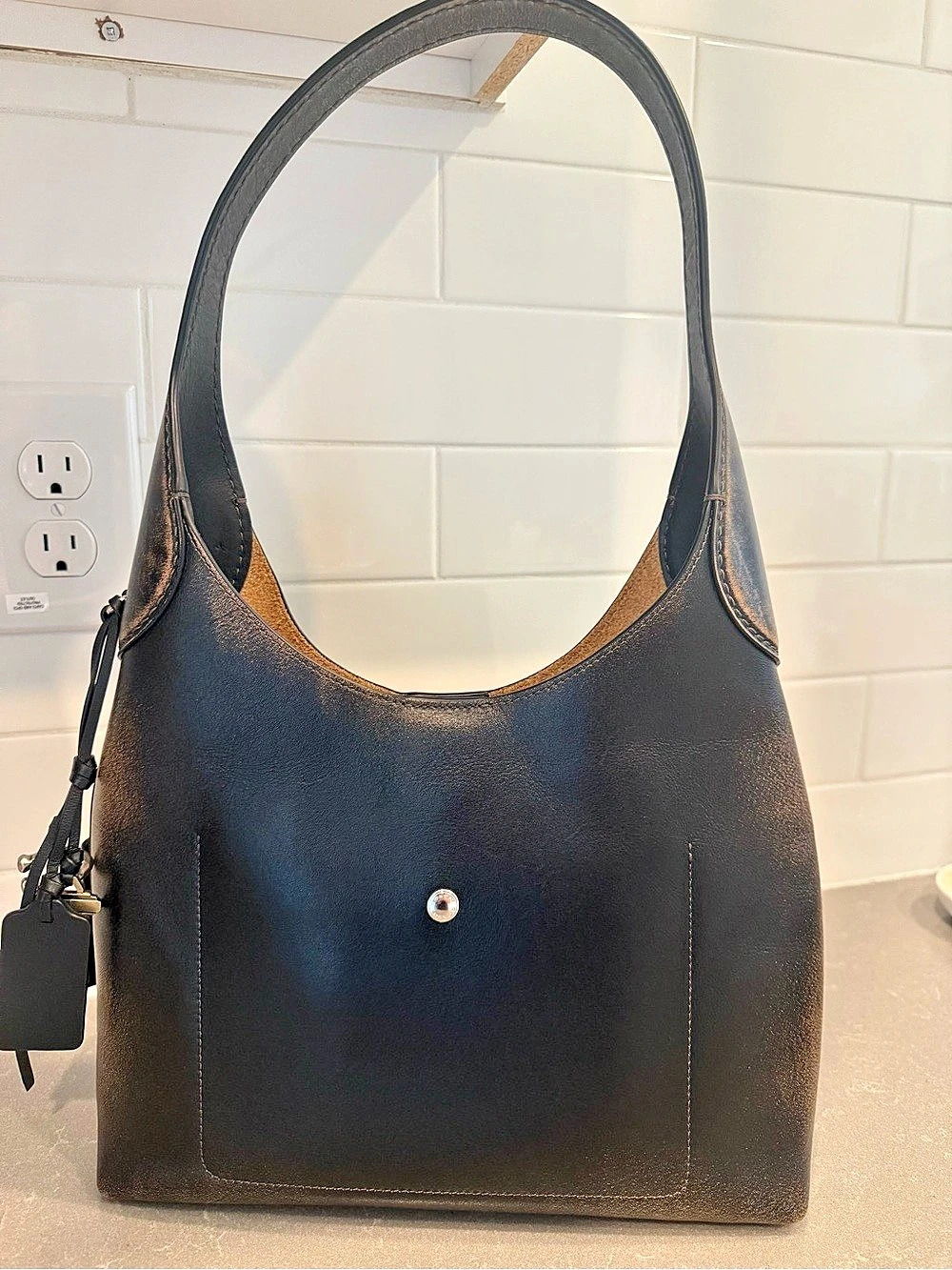 Coach Brooklyn 28 shoulder bag in Loved Leather w/ insert and extra Coach charm - Picture 2 of 16
